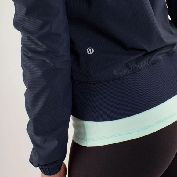 Lululemon Dance Studio full zip hooded jacket navy blue, pinstripe size 4 (S) - Picture 8 of 16